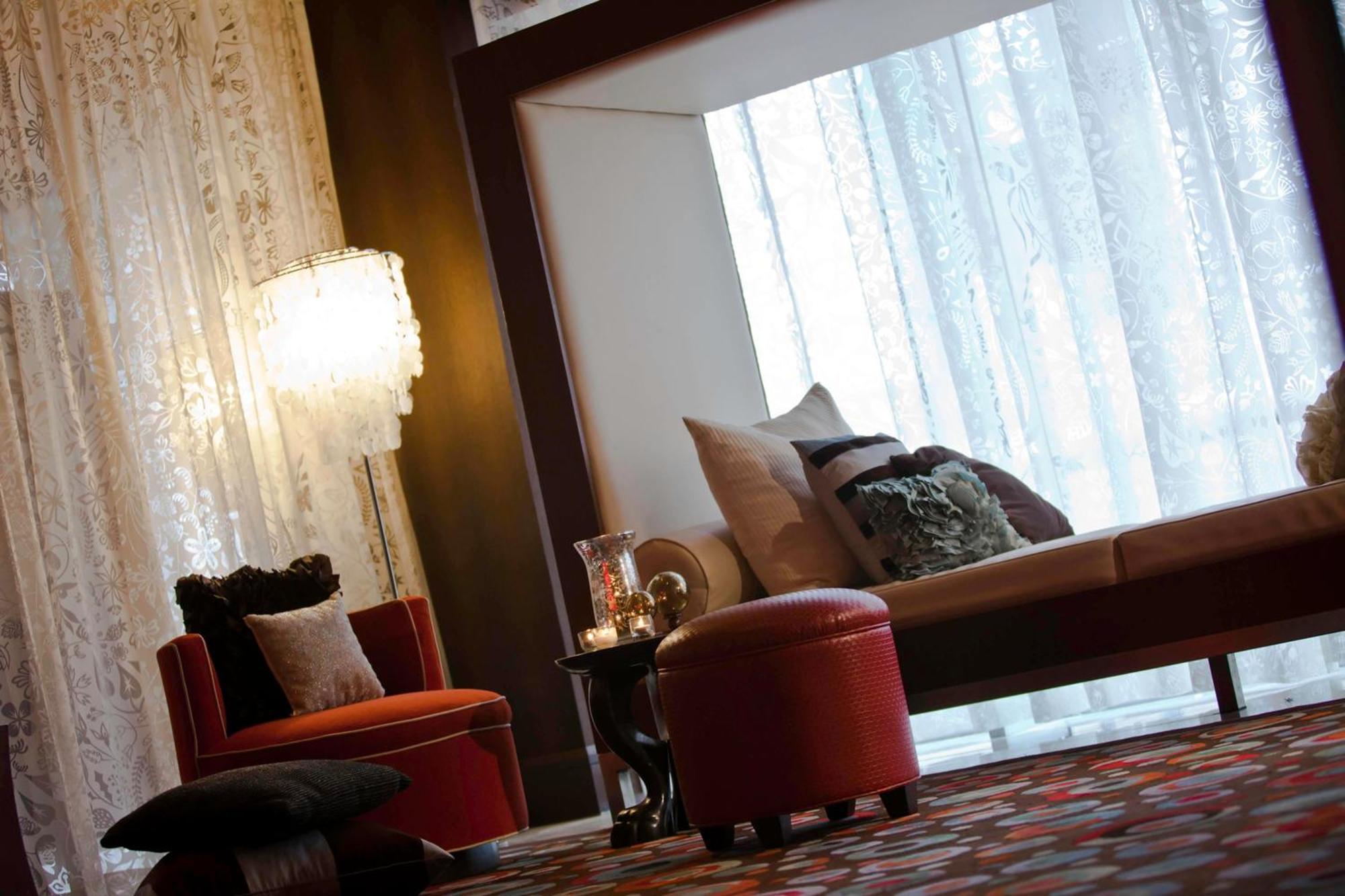 万豪奢华生活方式酒店 - 文艺复兴新奥尔良皮尔马凯特法国区酒店 外观 照片